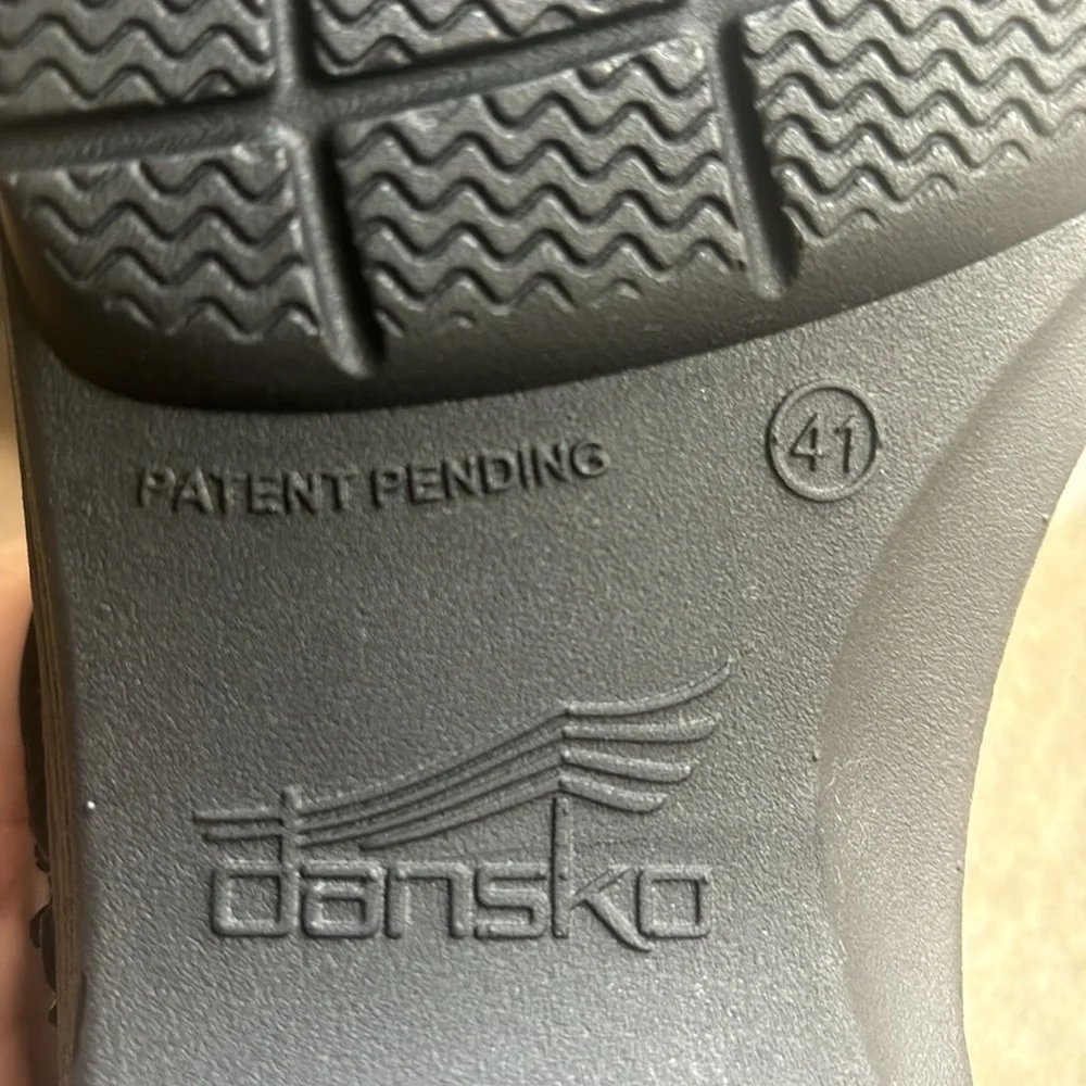DANSKO WOMEN'S LT PROFESSIONAL METALLIC 
CLOG SIZE 41 = 10.5-11 - Picture 8 of 9
